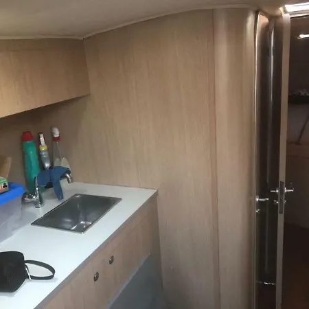 - Private Boat Botel Castellammare di Stabia